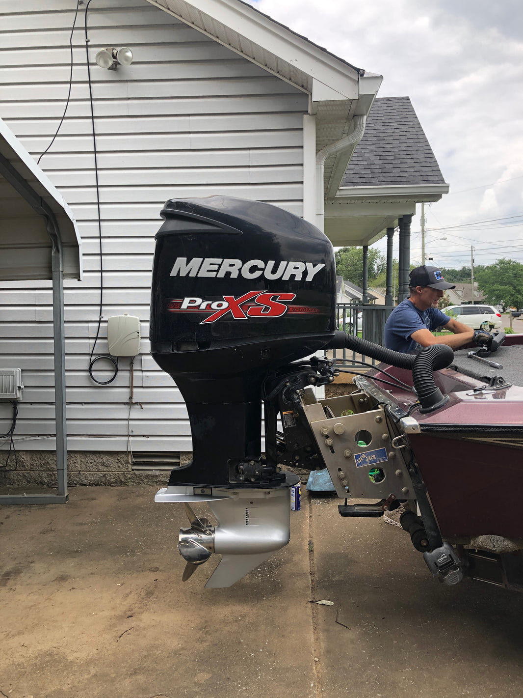 Mercury Lower Units - New and Remanufactured – Hawkeye Marine, LLC